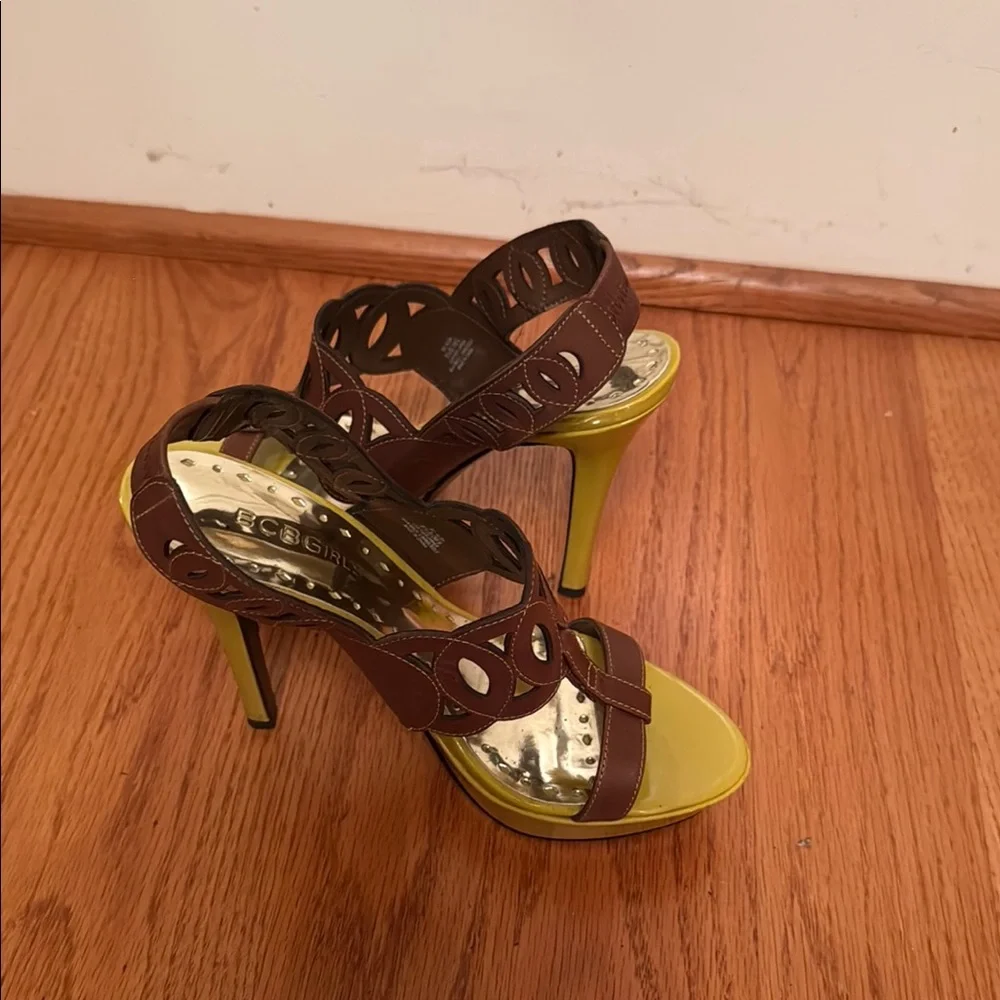 BCBGirls Brown and Yellow High Heels with Stiletto Sz 6.5‎
